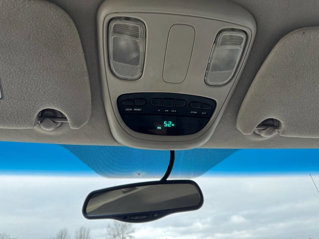 Used 2004 Dodge Ram 3500 Truck SLT image 19