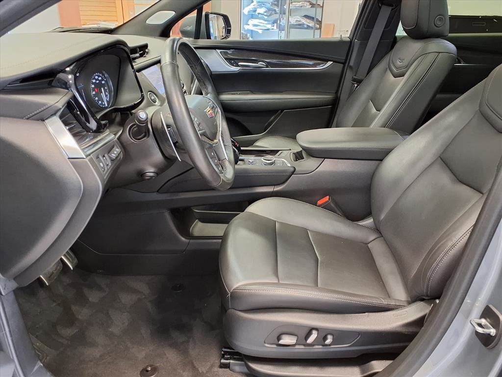 Certified 2024 Cadillac XT5 Sportv w/ Technology Package image 21
