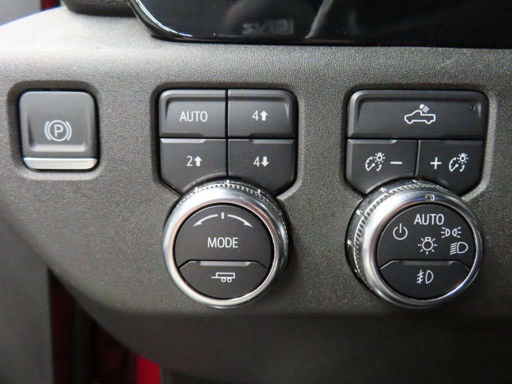 Used 2024 GMC Sierra 1500 Elevation w/ LPO, Elevation Black Package AWD/4WD image 45