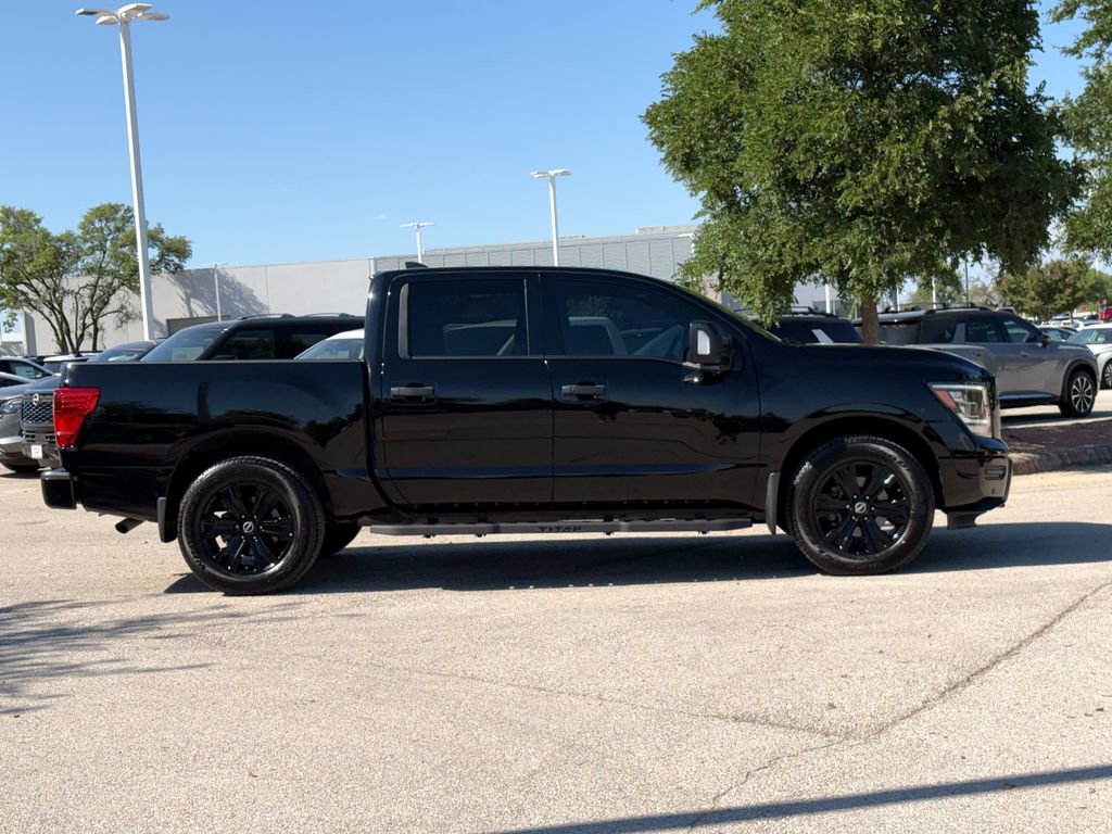 Used 2024 Nissan Titan SV w/ SV Convenience Package AWD/4WD image 4