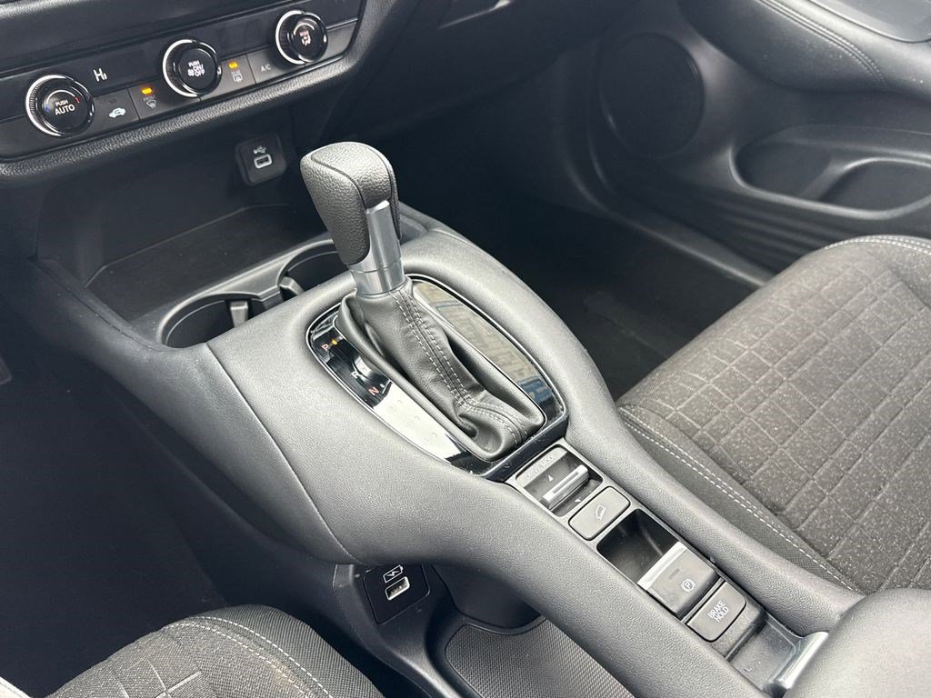 Certified 2023 Honda HR-V LX image 28