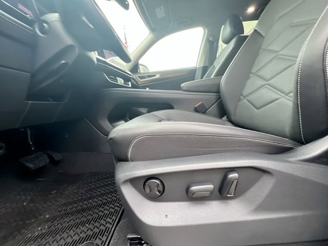 New 2026 Volkswagen Atlas SE image 12