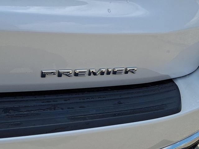 Used 2021 Chevrolet Suburban Premier AWD/4WD image 34