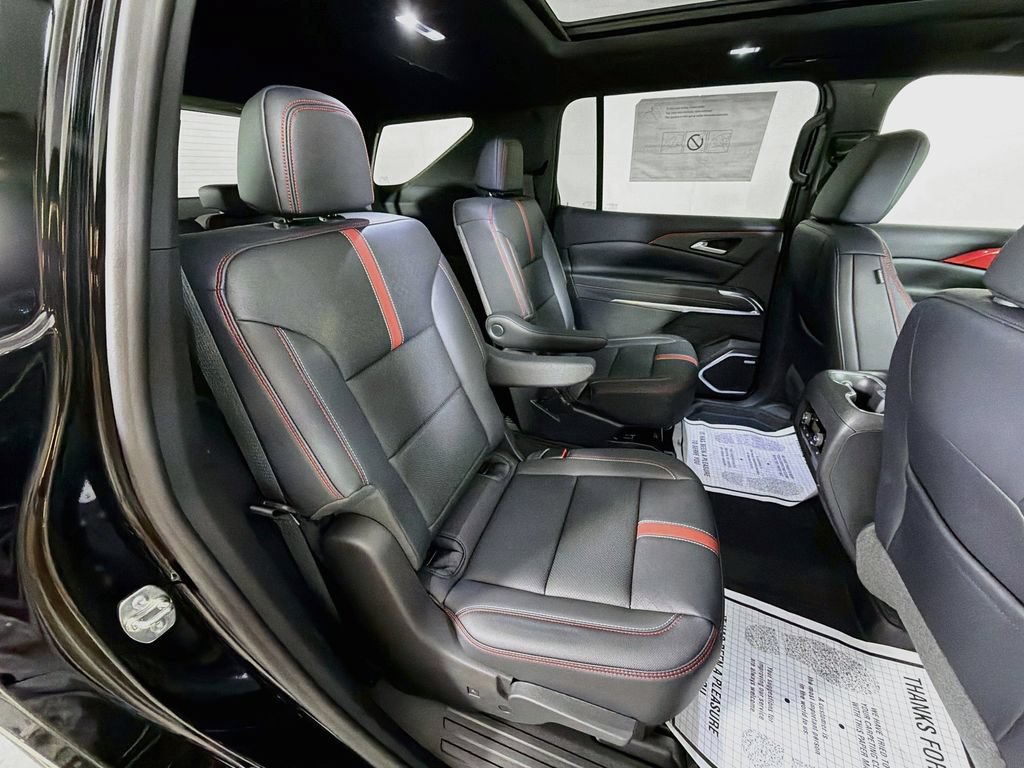 New 2026 Chevrolet Traverse RS w/ LPO, Floor Liner Package AWD/4WD image 25