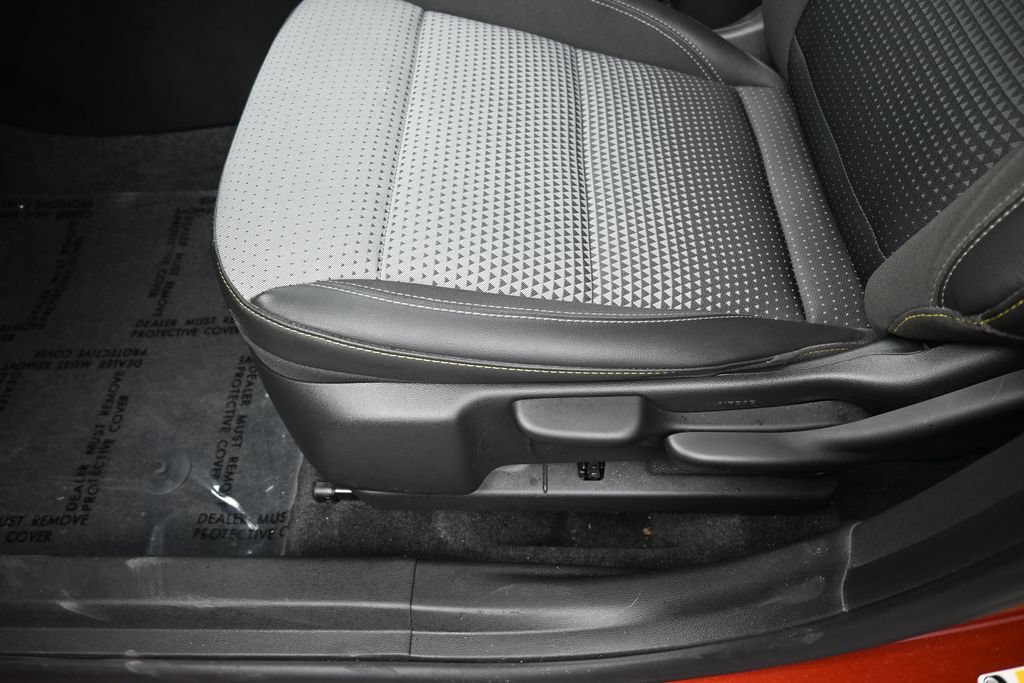 Used 2024 Chevrolet Trax LT w/ Driver Confidence Package FWD image 16