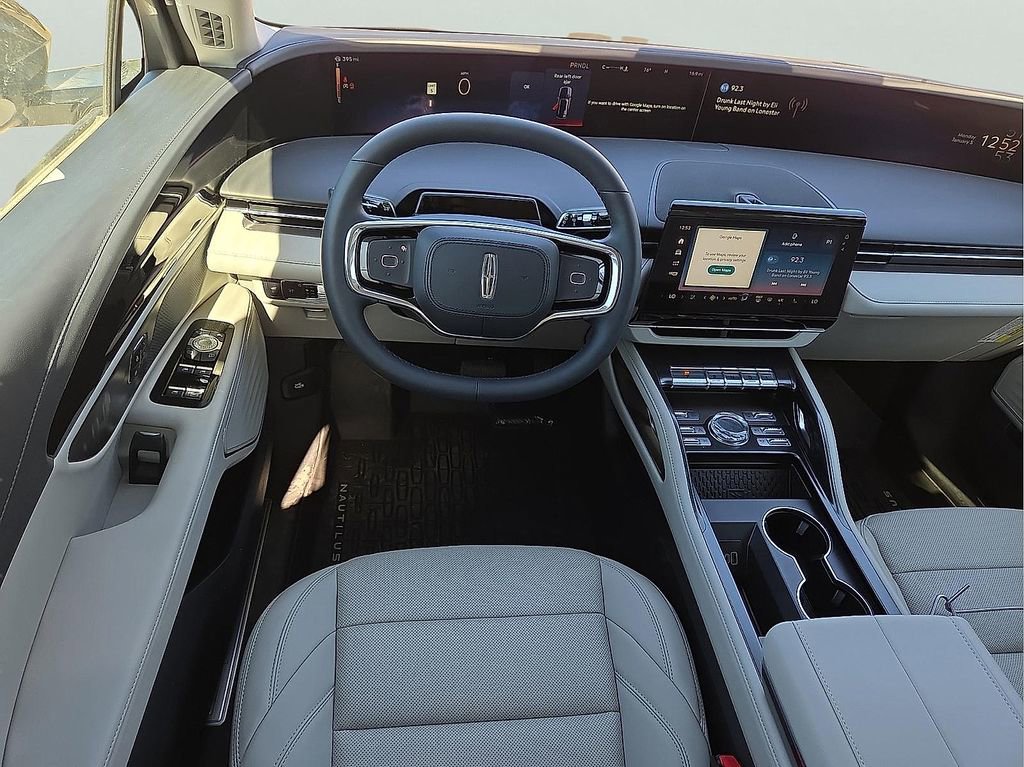 New 2026 Lincoln Nautilus Premier AWD/4WD image 10