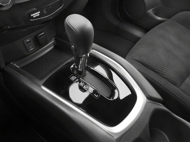 Used 2016 Nissan Rogue S FWD image 13