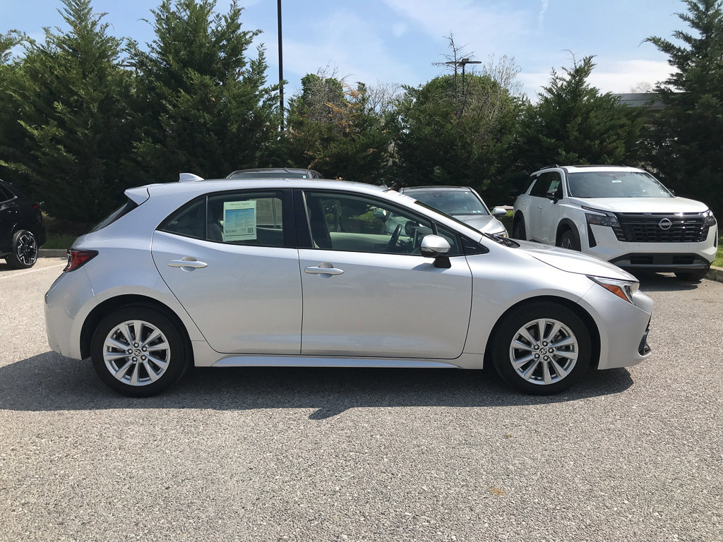 Certified 2024 Toyota Corolla SE w/ SE Package FWD image 8