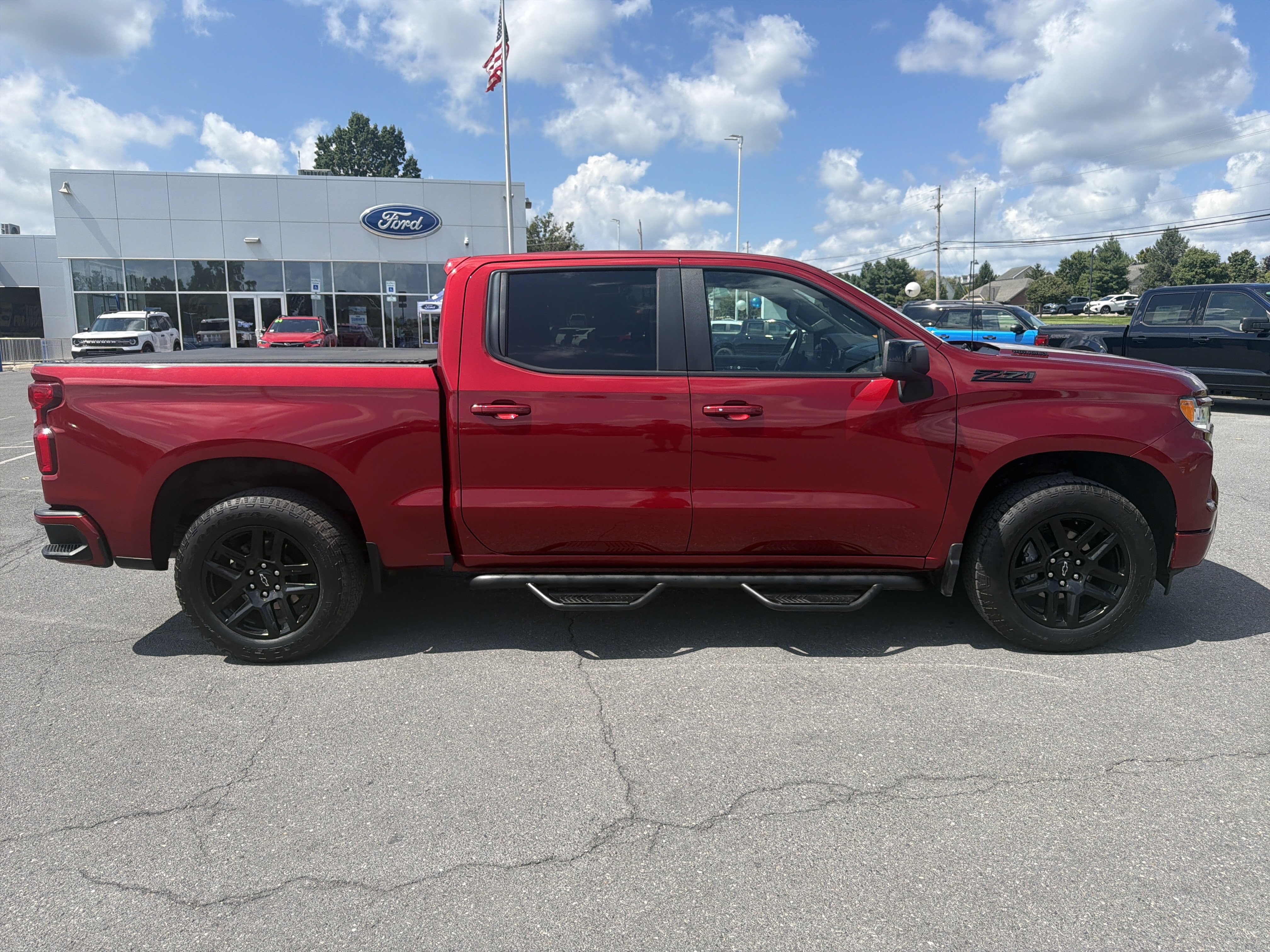 Used 2023 Chevrolet Silverado 1500 RST AWD/4WD video 2