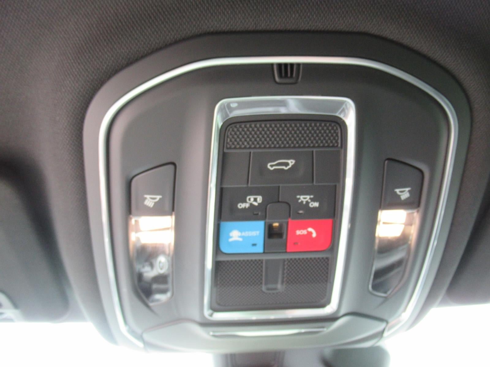 Used 2024 Jeep Grand Cherokee L Laredo AWD/4WD image 27
