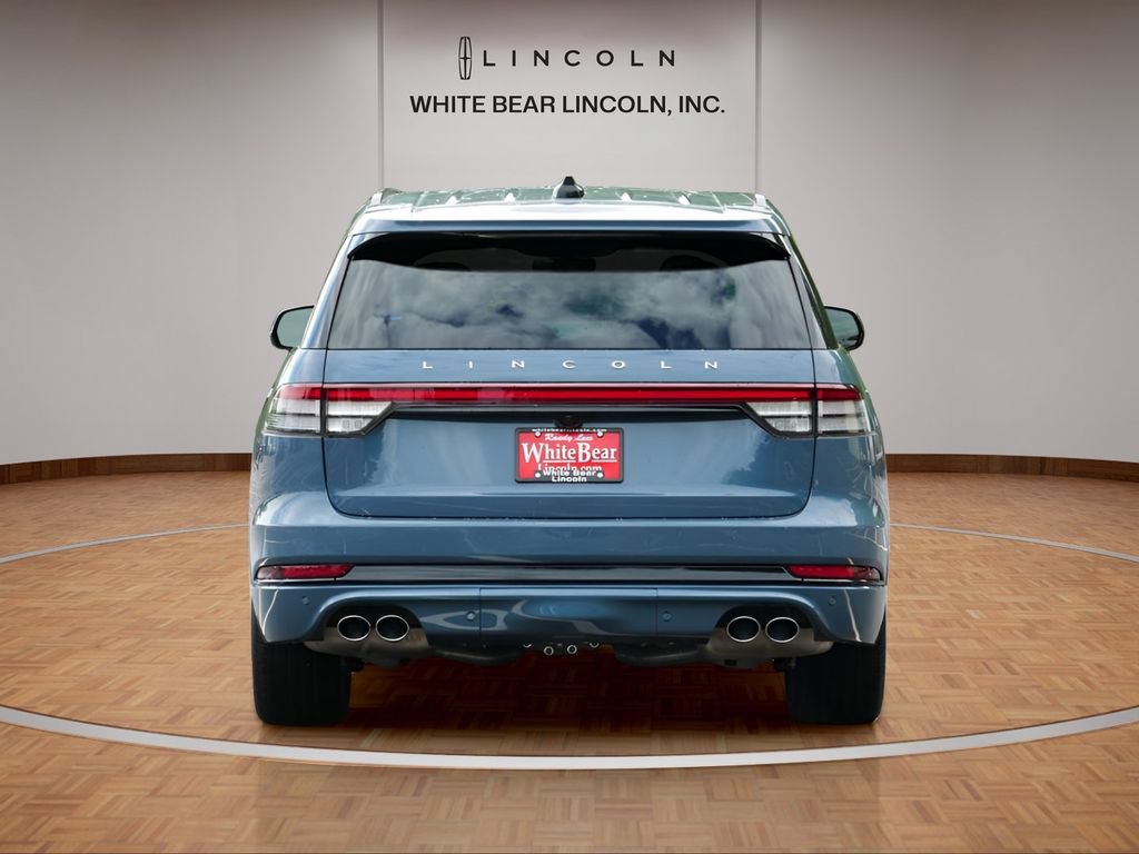 Used 2026 Lincoln Aviator Reserve AWD/4WD image 6