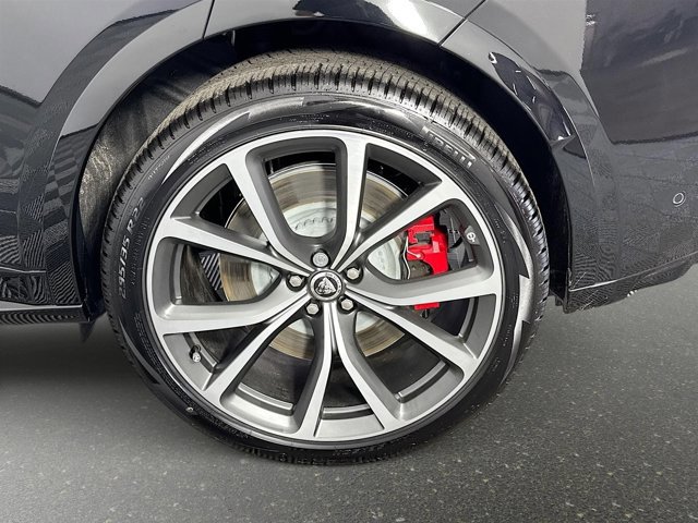 New 2026 Jaguar F-PACE SVR image 33