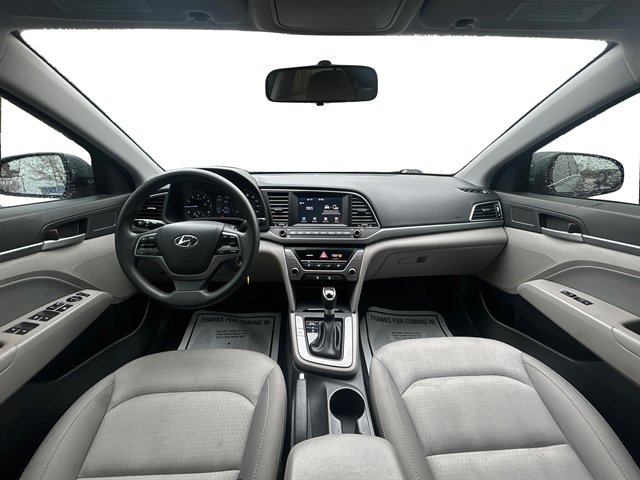 Used 2017 Hyundai Elantra SE FWD image 19