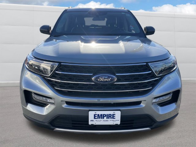 Used 2023 Ford Explorer XLT w/ Equipment Group 202A AWD/4WD image 15