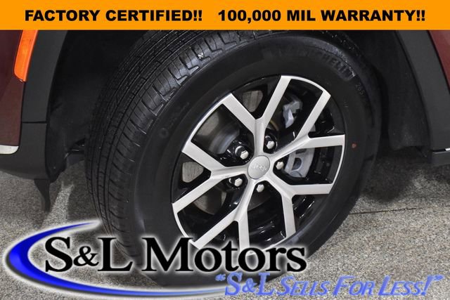 Certified 2023 Jeep Grand Cherokee L Limited w/ Trailer Tow Group (B) image 11