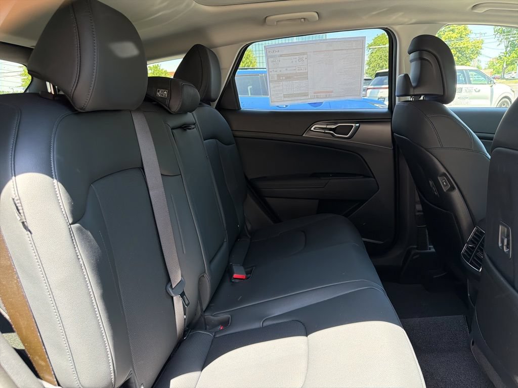 New 2026 Kia Sportage EX AWD/4WD image 13