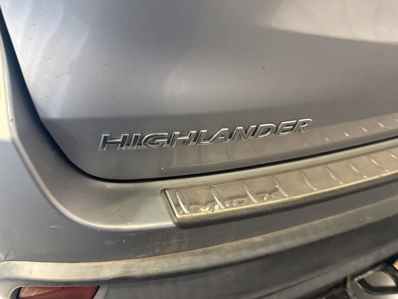 Used 2014 Toyota Highlander LE image 13