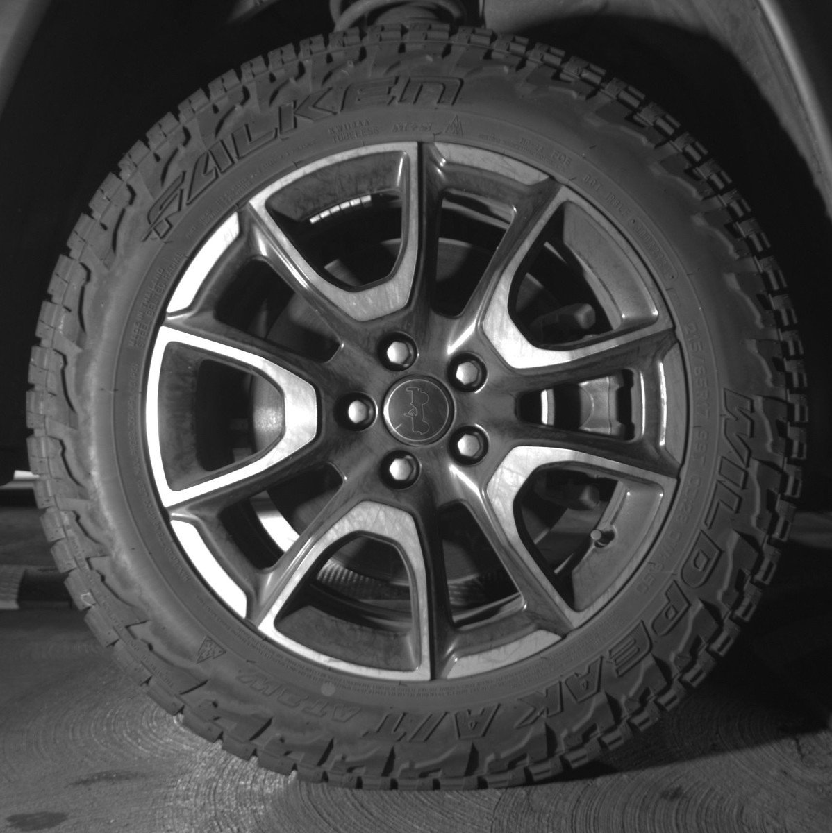 Used 2025 Jeep Compass Trailhawk image 13