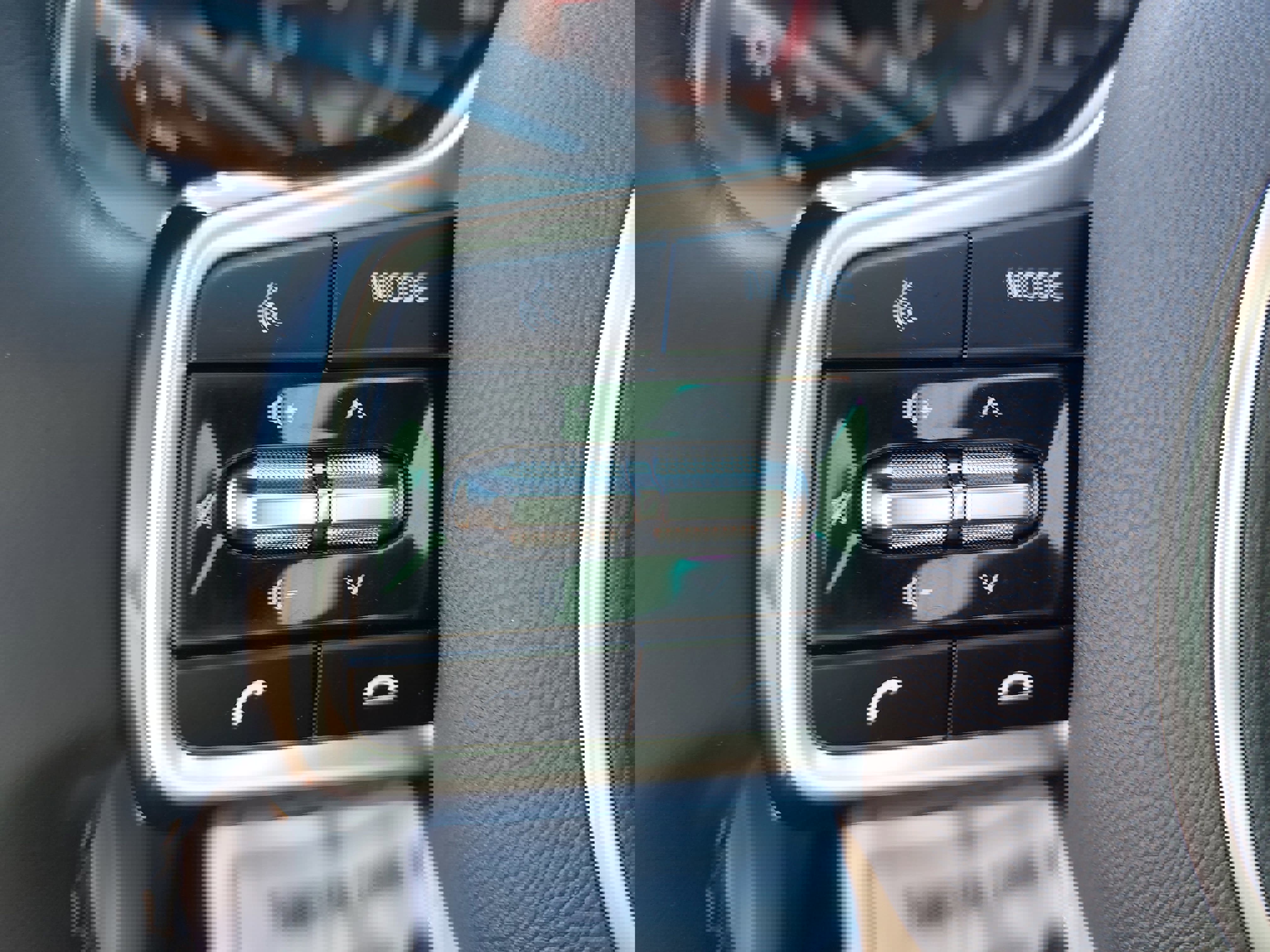 Used 2022 Kia Sorento S w/ Panoramic Sunroof Package image 19