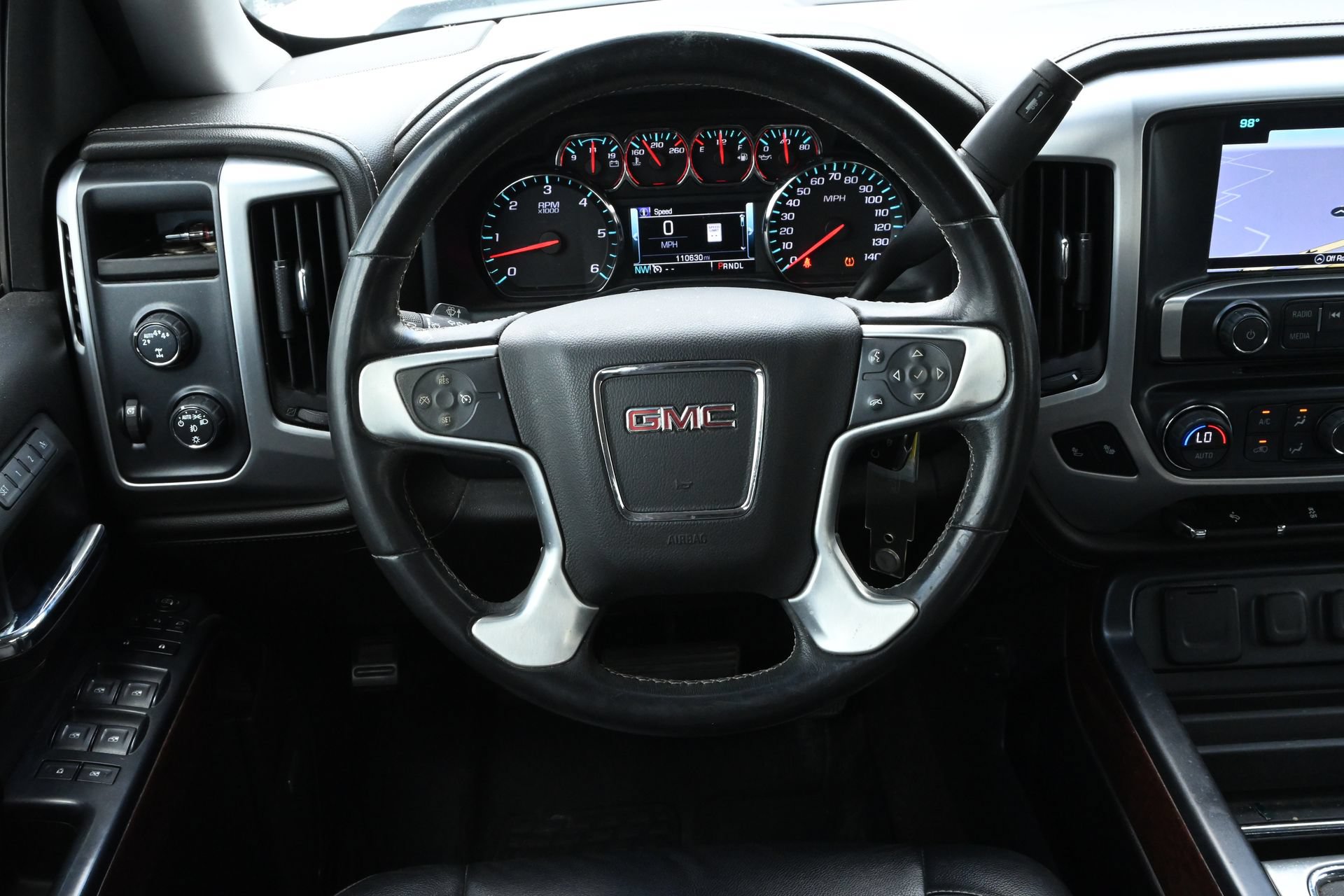 Used 2017 GMC Sierra 1500 SLT w/ SLT Premium Package AWD/4WD image 11