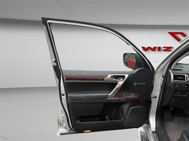 Used 2011 Lexus GX 460 image 10