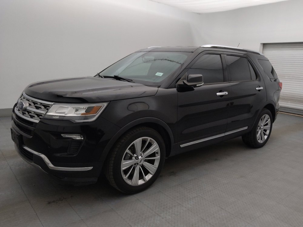 Used 2019 Ford Explorer Limited w/ Class III Trailer Tow Package FWD image 2