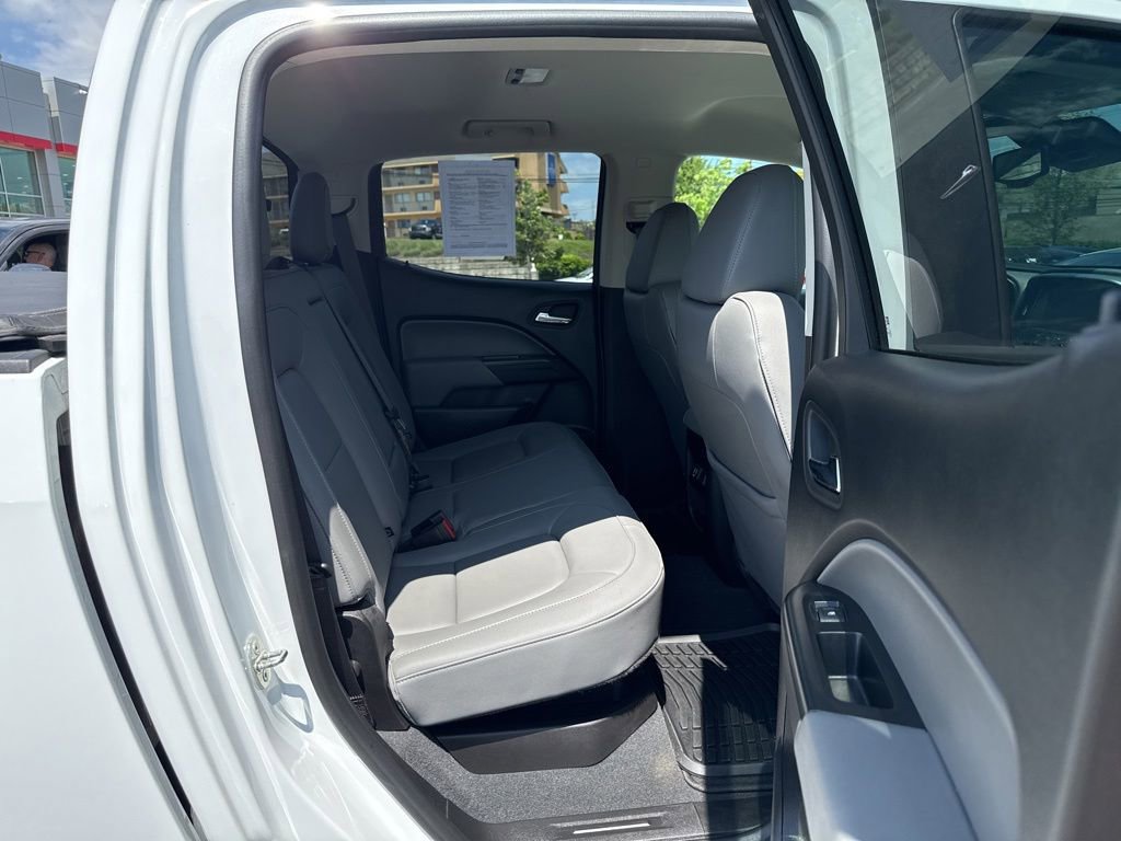 Used 2019 Chevrolet Colorado LT w/ Colorado RST Special Edition AWD/4WD image 6