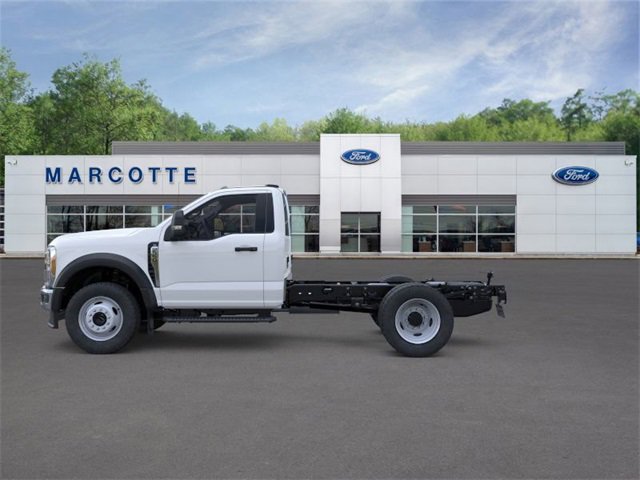 New 2026 Ford F550 4x4 Regular Cab Super Duty image 3
