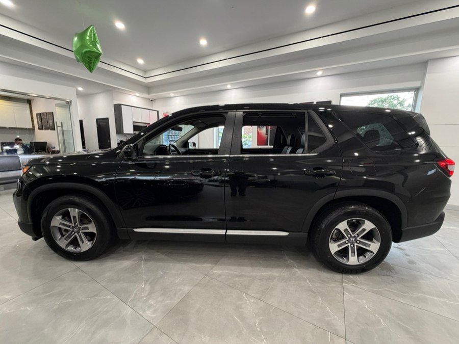 Used 2024 Honda Pilot EX-L image 4