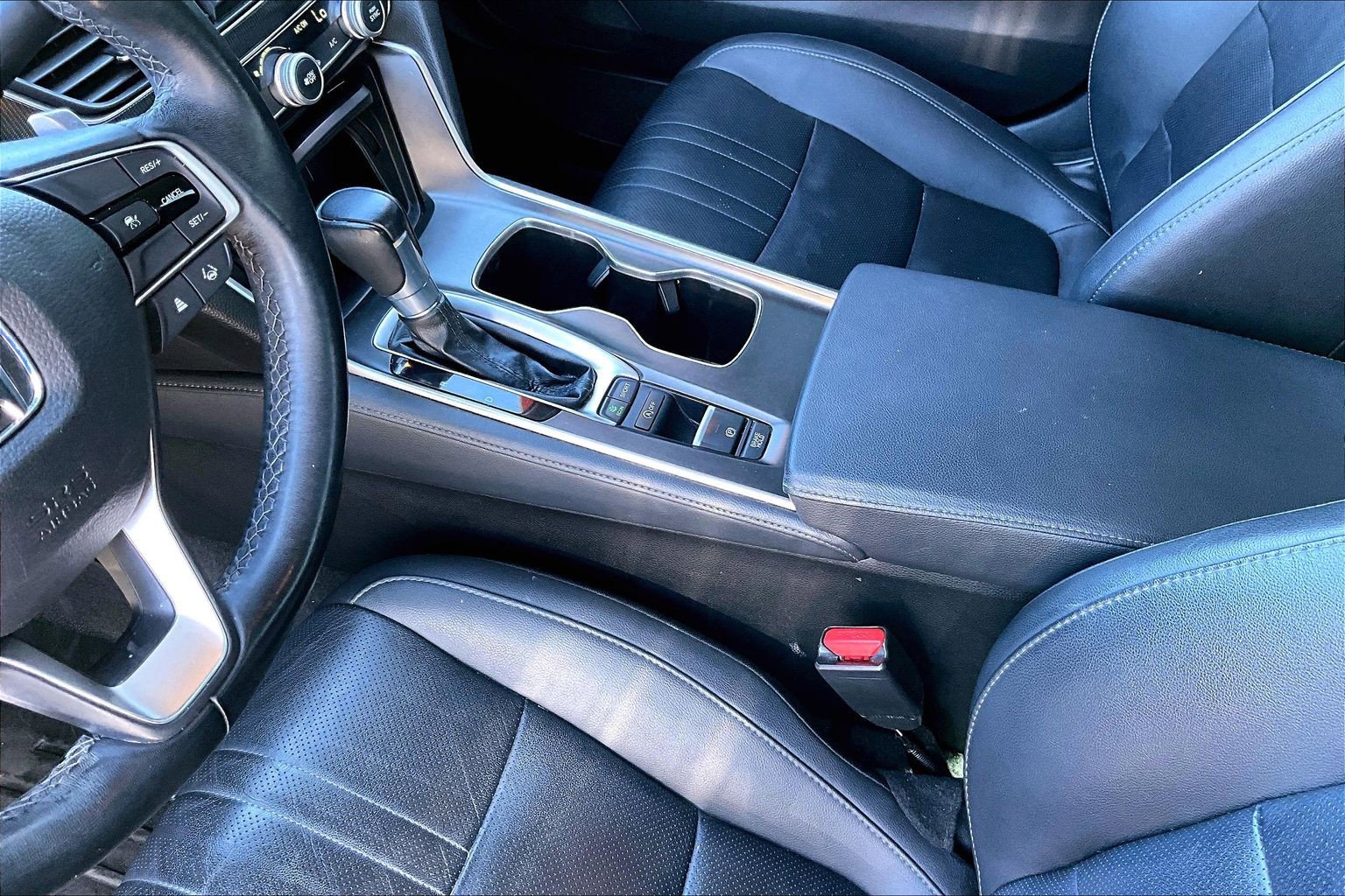 Used 2022 Honda Accord Sport Special Edition image 13