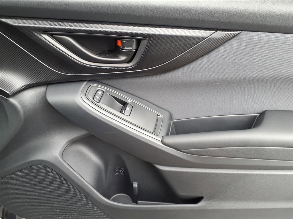 Used 2022 Subaru Crosstrek 2.0i Premium image 16