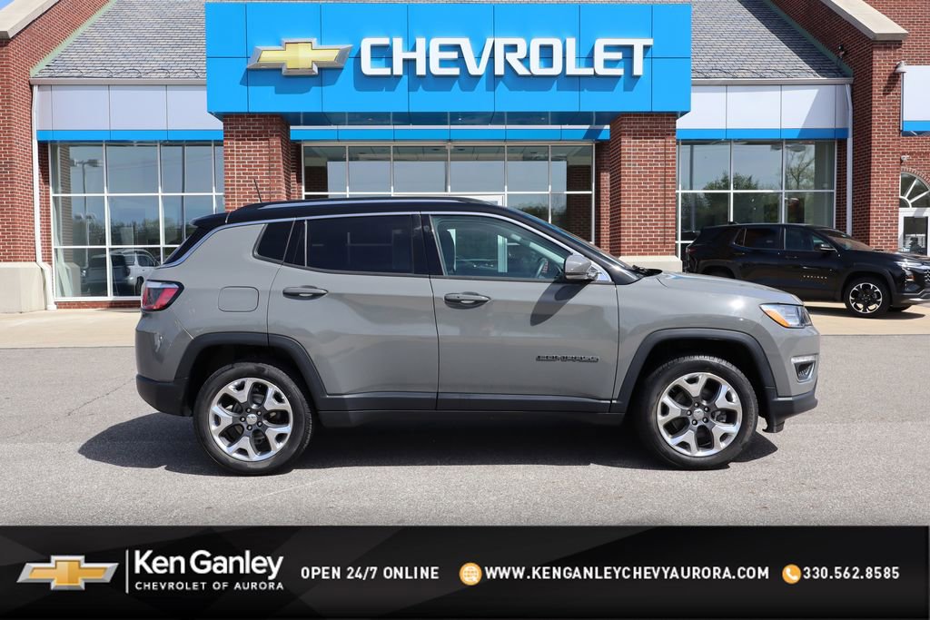 Used 2019 Jeep Compass Limited AWD/4WD image 1