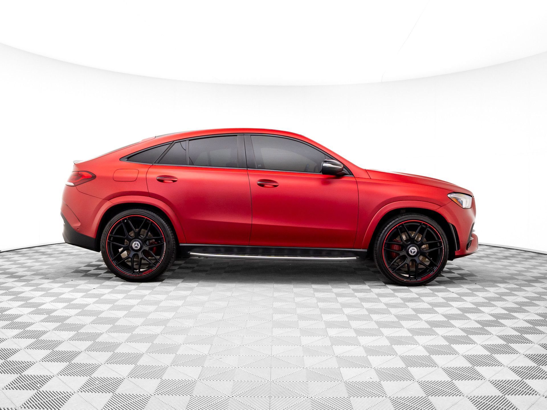 Used 2023 Mercedes-Benz GLE 53 AMG 4MATIC Coupe image 9