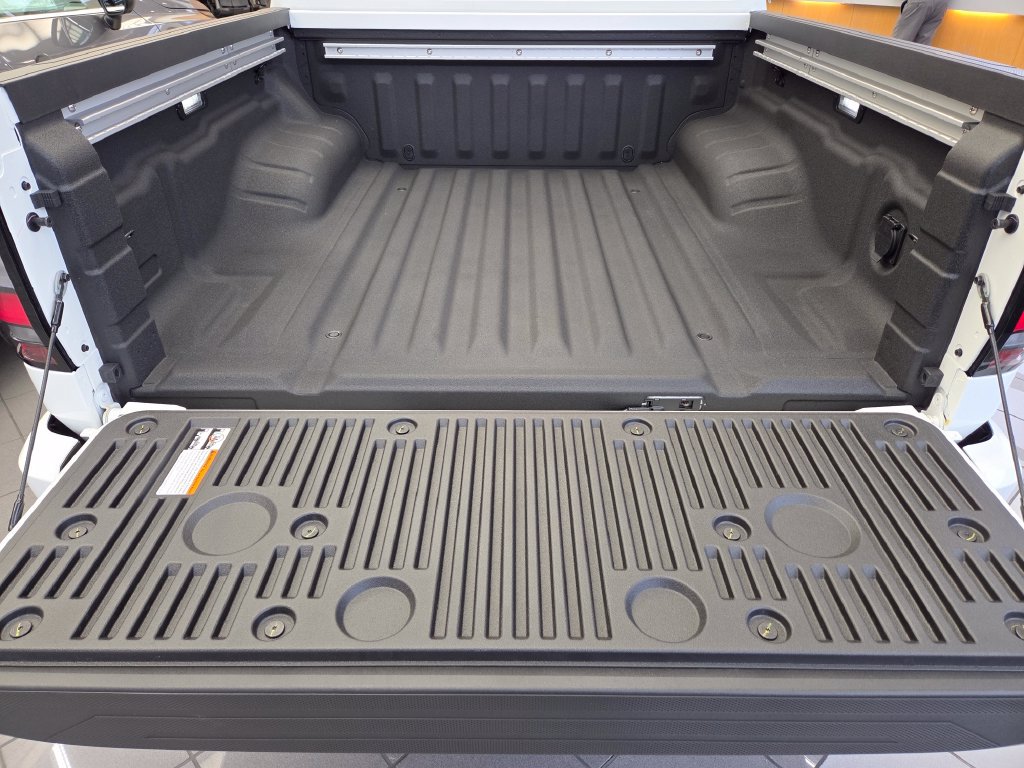 New 2026 Nissan Frontier PRO-4X w/ Pro-4x Convenience Package AWD/4WD image 27