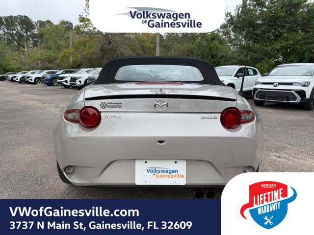 Used 2023 MAZDA MX-5 Miata Club image 4