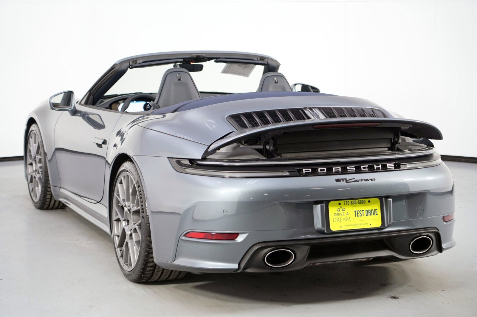 Used 2025 Porsche 911 Carrera image 50