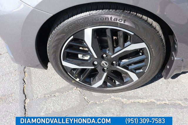 Used 2025 Nissan Versa SR w/ Trunk Package FWD image 27