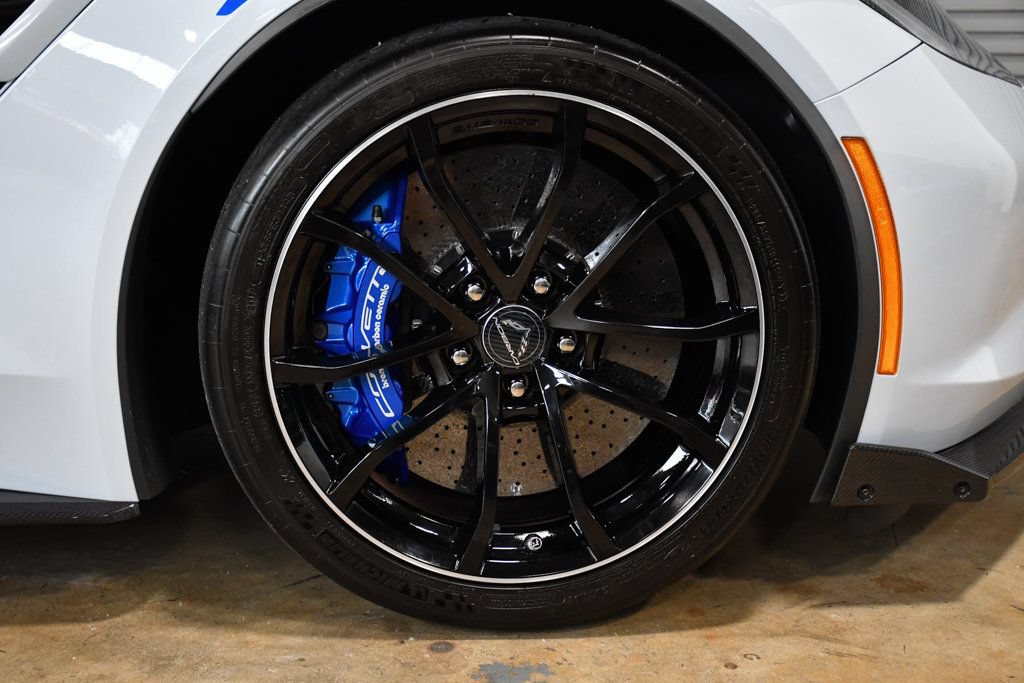 Used 2018 Chevrolet Corvette Grand Sport w/ Carbon 65 Edition RWD image 22