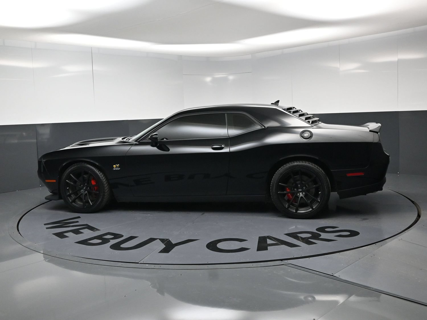 Used 2021 Dodge Challenger R/T Scat Pack RWD image 6