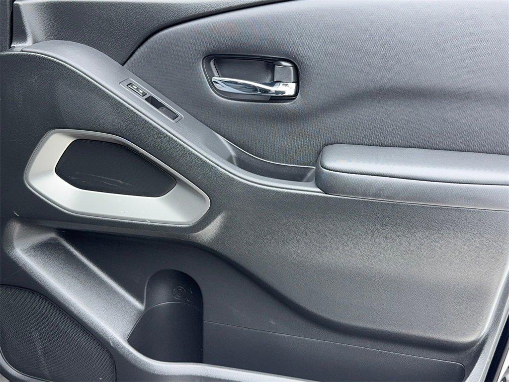 Used 2023 Nissan Frontier SV w/ SV Convenience Package image 47