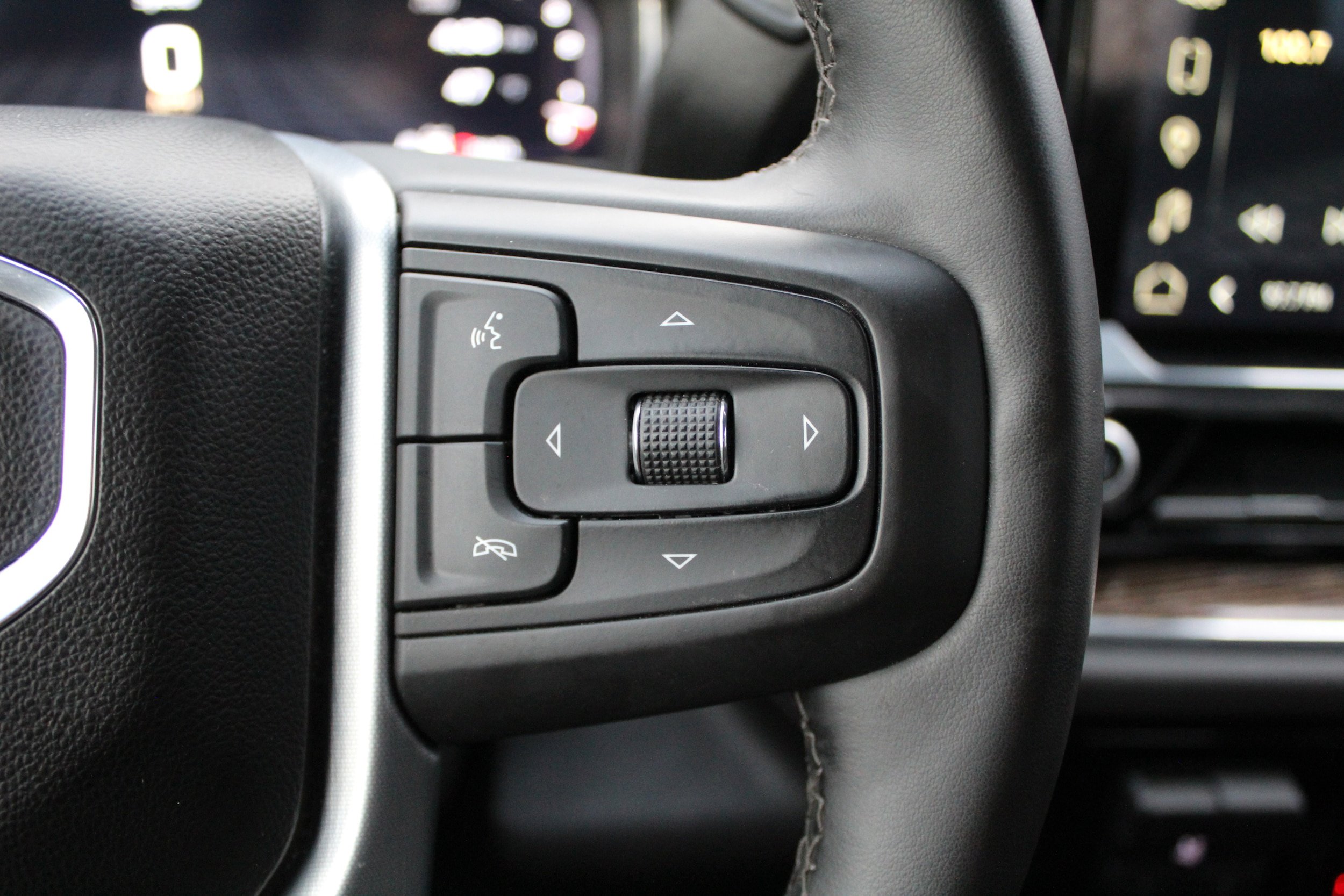 Used 2025 GMC Sierra 3500 SLE w/ SLE Value Package image 25