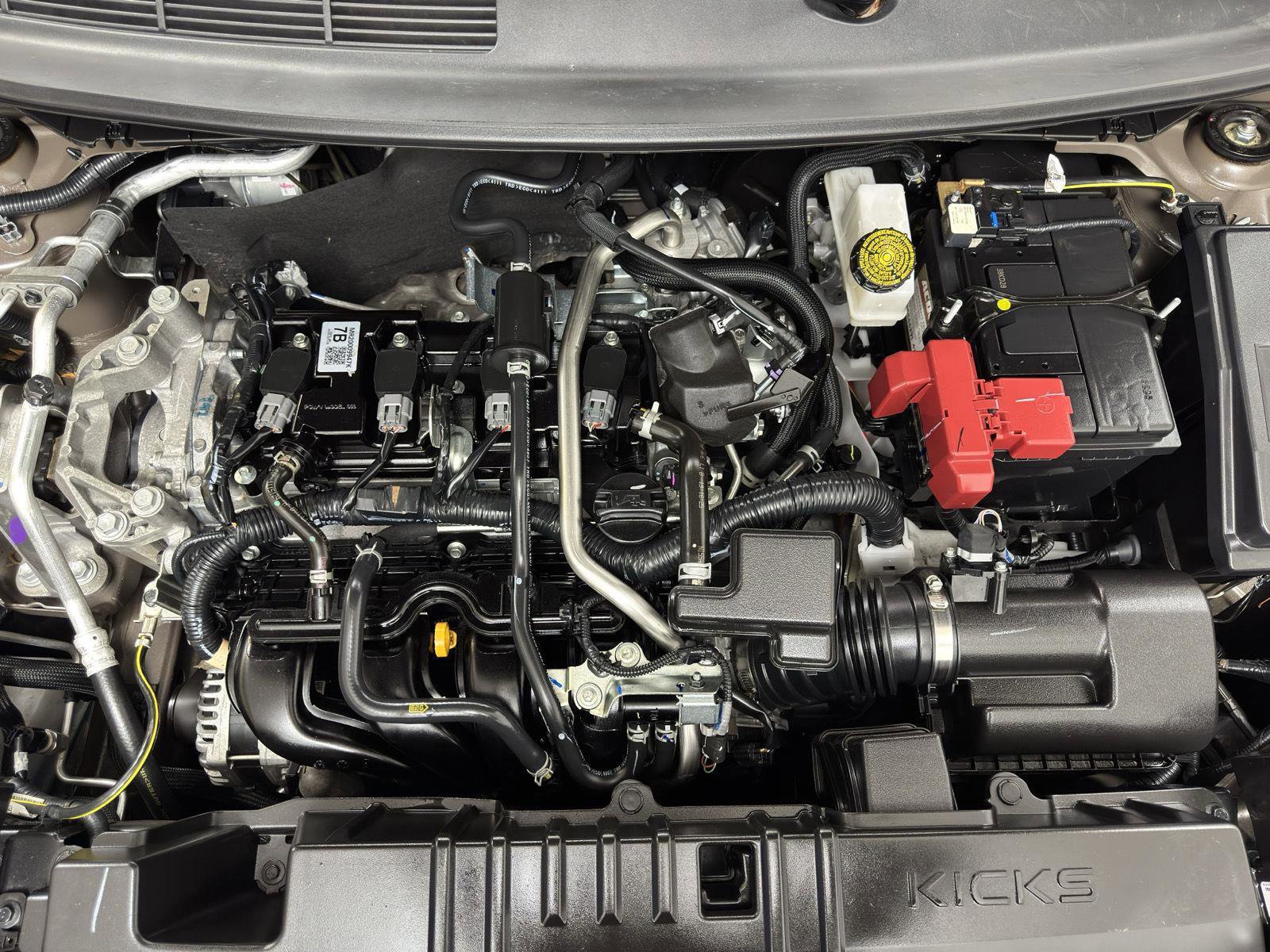 Used 2025 Nissan Kicks S AWD/4WD image 40