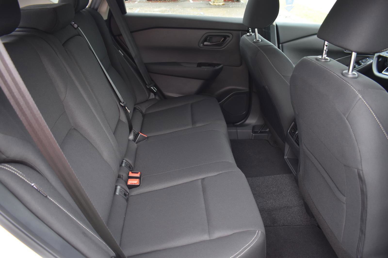 Used 2026 Nissan Rogue S FWD image 51