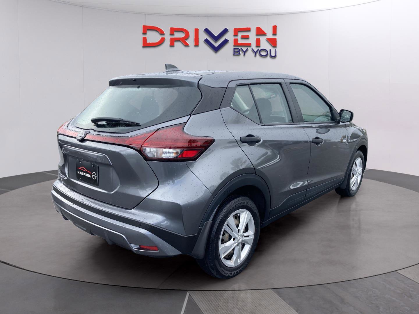 Used 2023 Nissan Kicks S image 6