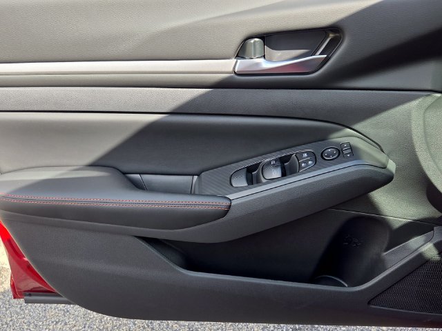 New 2026 Nissan Altima 2.5 SR FWD image 28