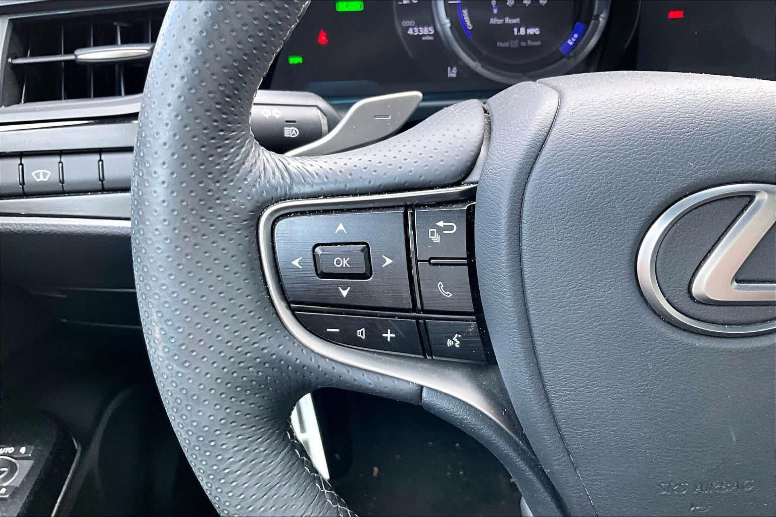 Used 2023 Lexus ES 300h F Sport FWD image 22