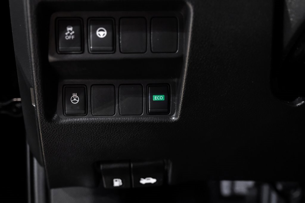 Used 2019 Nissan Rogue Sport SL w/ Premium Package image 33