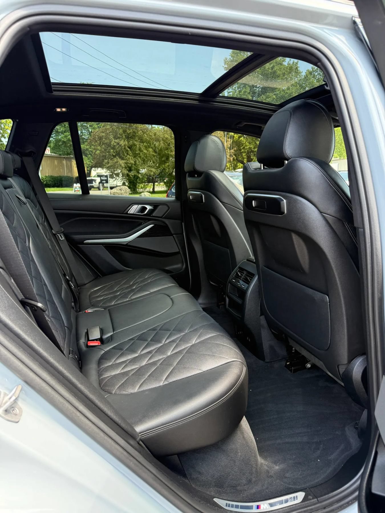 Used 2024 BMW X5 xDrive40i w/ M Sport Package AWD/4WD image 21