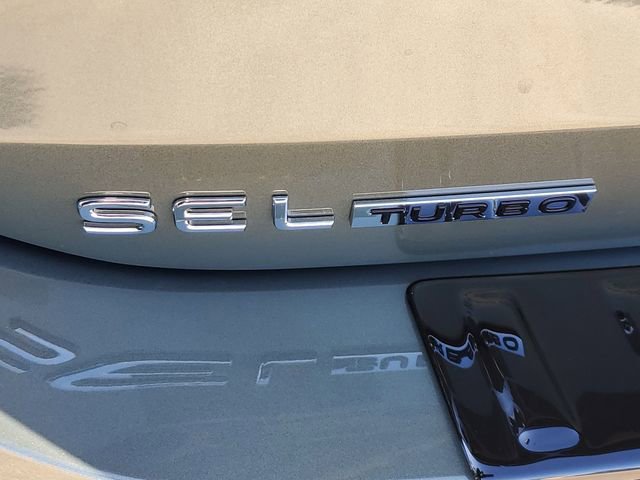 New 2026 Volkswagen Tiguan SEL R-Line image 7