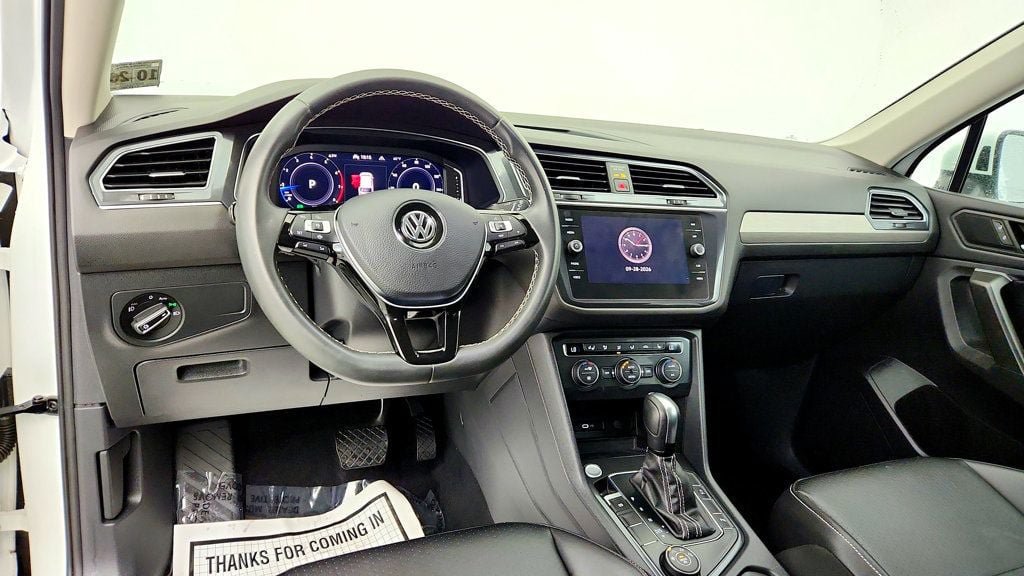 Used 2021 Volkswagen Tiguan SEL AWD/4WD image 13